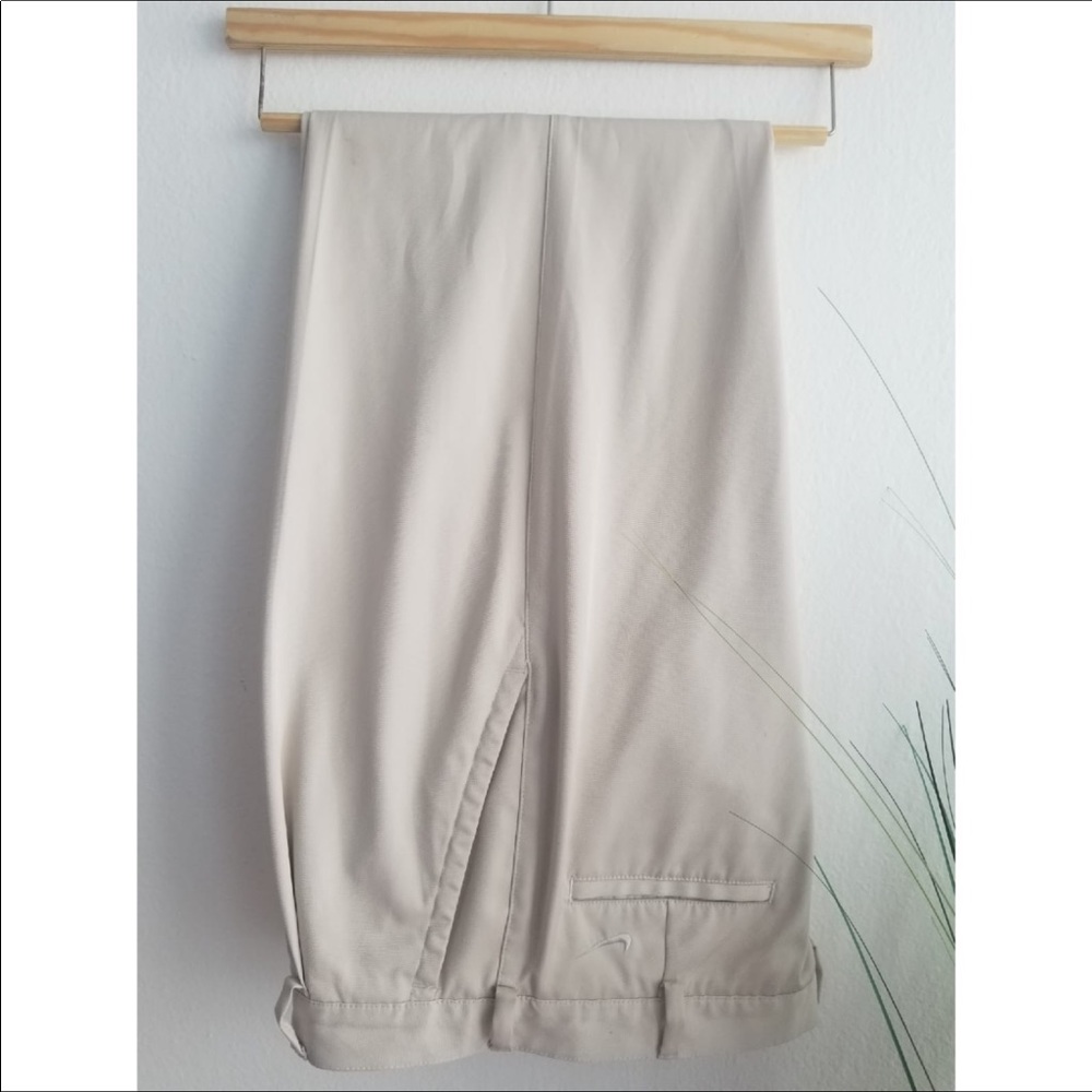 🏌🏻‍♂️Nike 🏌🏻‍♂️ 34/32 FitDry golf pants